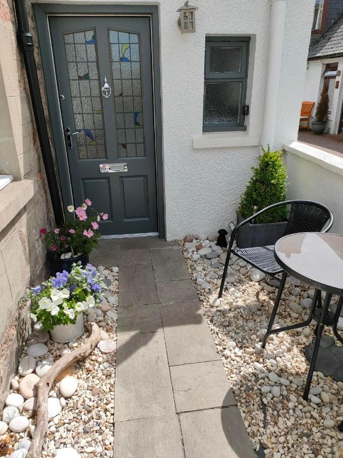 Shadow'S Cottage Situated In Fishertown, Nairn. المظهر الخارجي الصورة